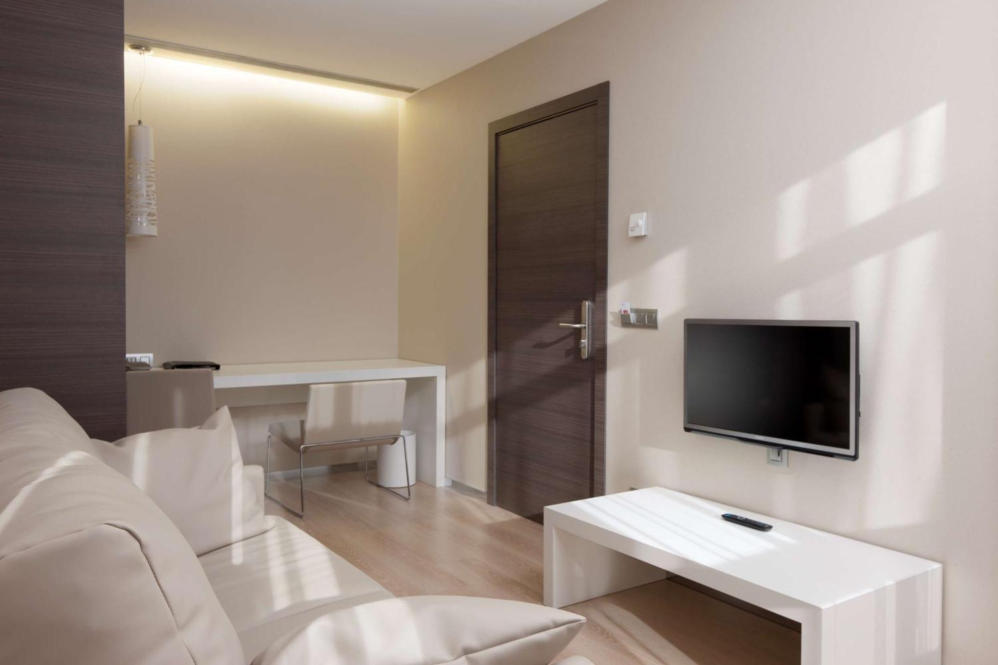 Hotel Nh Castellon Mindoro à Castellón de la Plana Extérieur photo