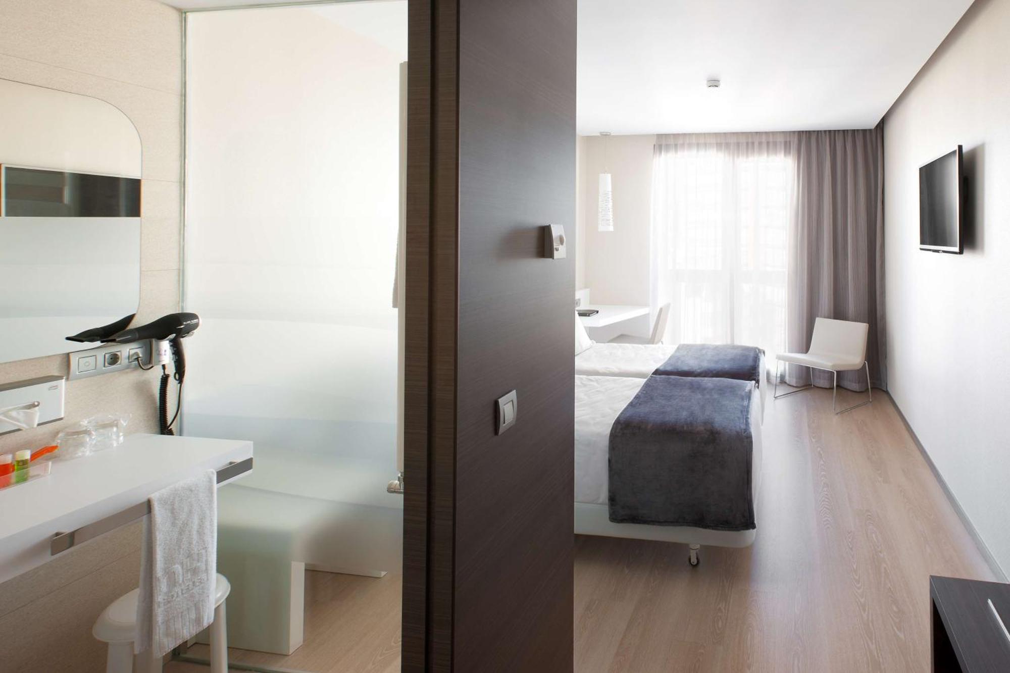 Hotel Nh Castellon Mindoro à Castellón de la Plana Extérieur photo