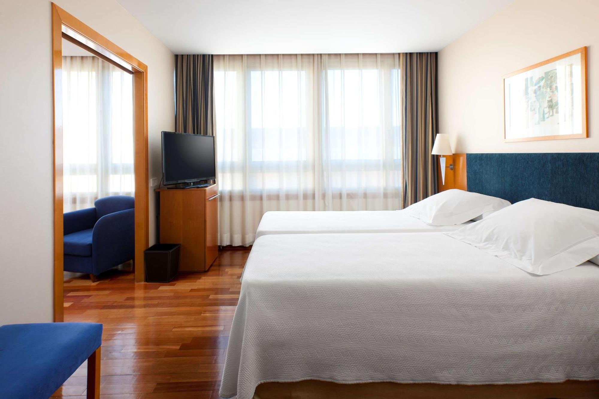 Hotel Nh Castellon Mindoro à Castellón de la Plana Extérieur photo