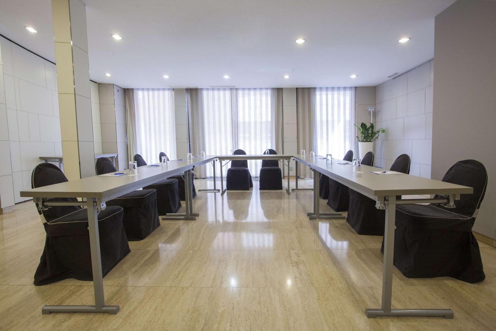 Hotel Nh Castellon Mindoro à Castellón de la Plana Extérieur photo